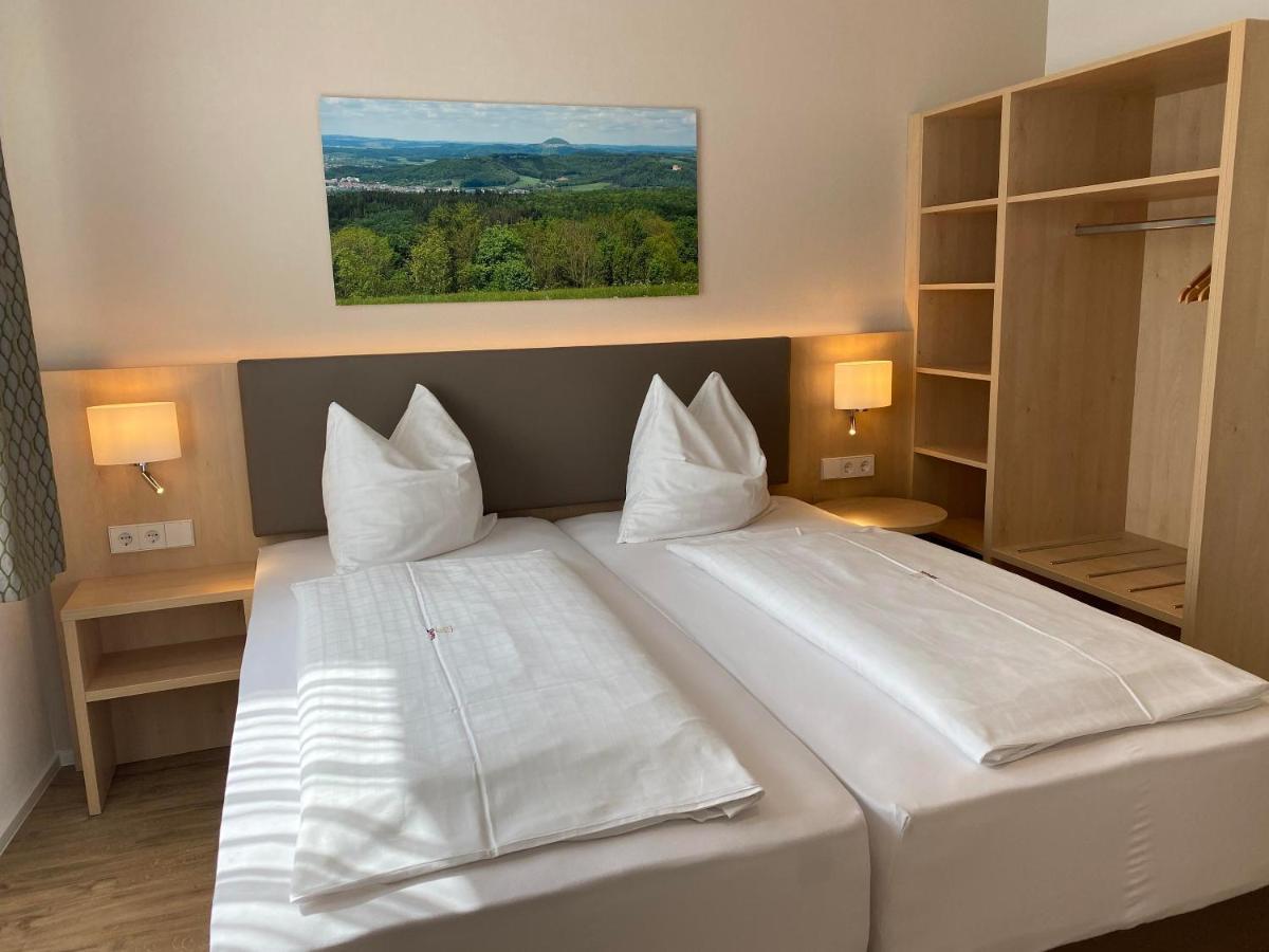 Hotel-Restaurant Und Gaestehaus Loewen Süßen Eksteriør billede