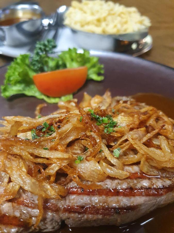 Hotel-Restaurant Und Gaestehaus Loewen Süßen Eksteriør billede