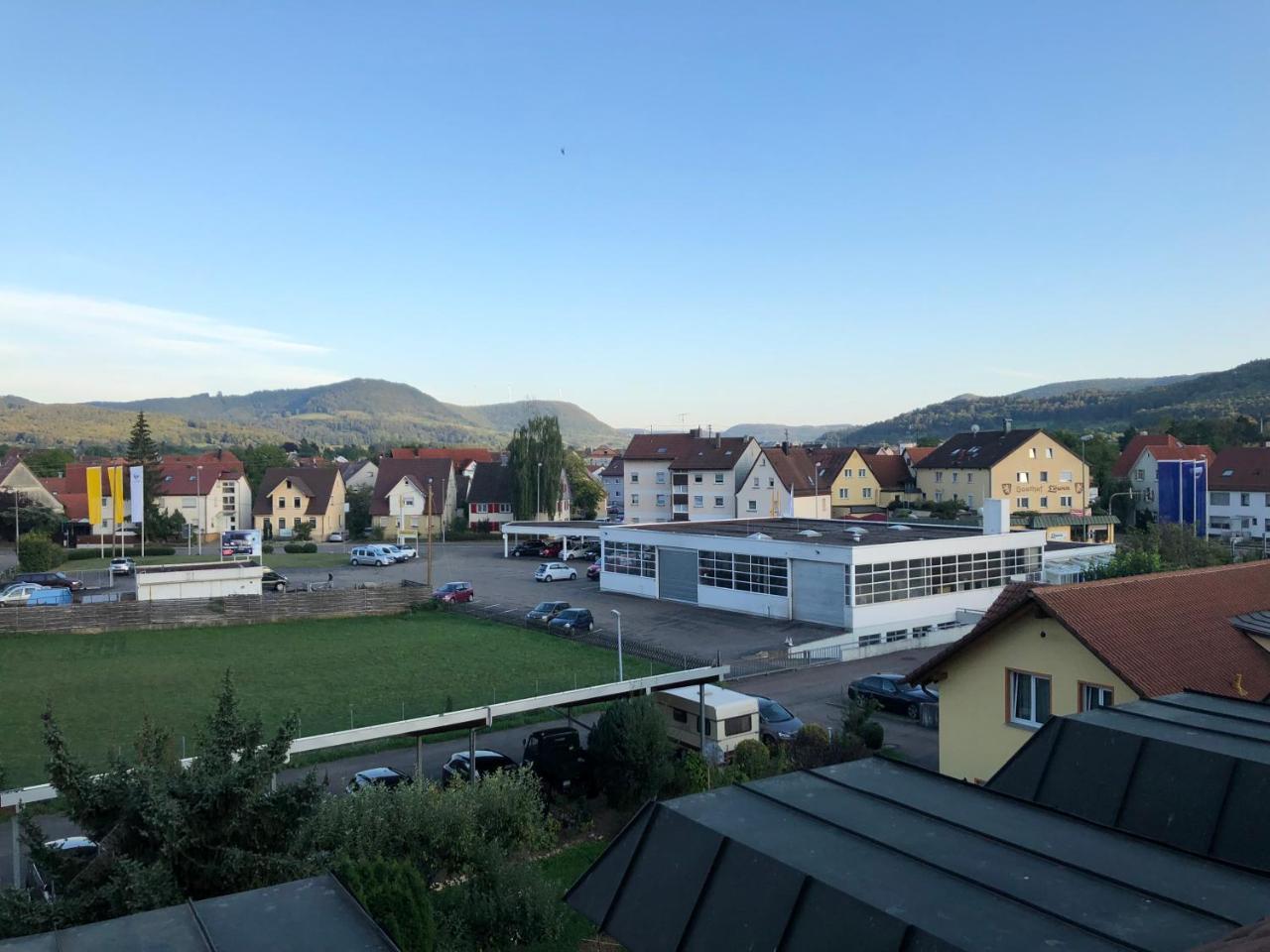 Hotel-Restaurant Und Gaestehaus Loewen Süßen Eksteriør billede